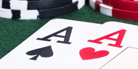 How do online casinos translate their adaptation to new technologies?